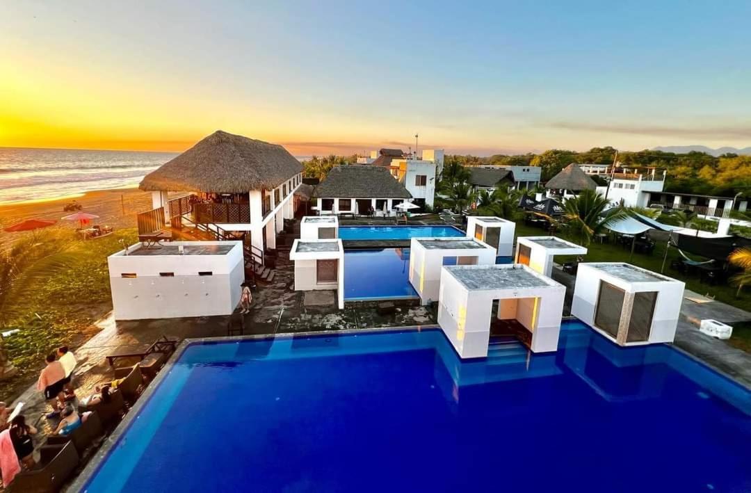Hotel Maya Jade Гавайи Экстерьер фото